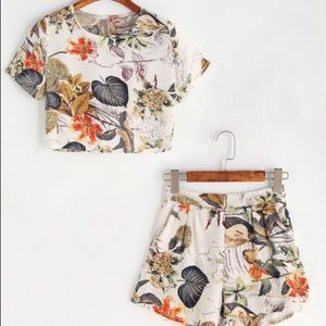 Tropical Print Keyhole Back with Shorts